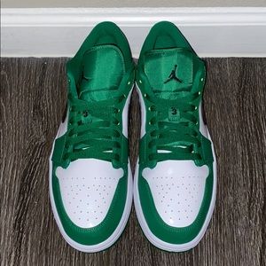Jordan 1 low pine green